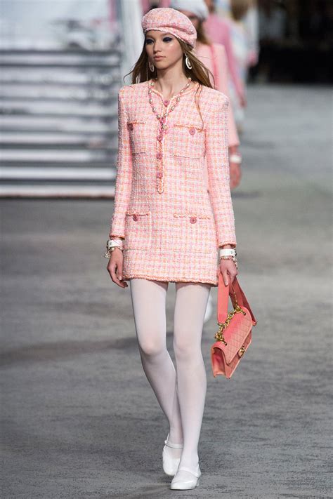 chanel kleid rosa|chanel kleidung.